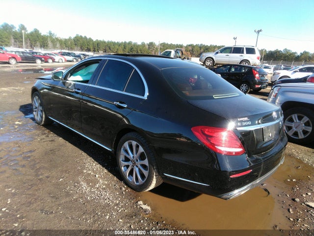 2018 Mercedes-Benz E-Class, VIN: WDDZF4KB3JA297908