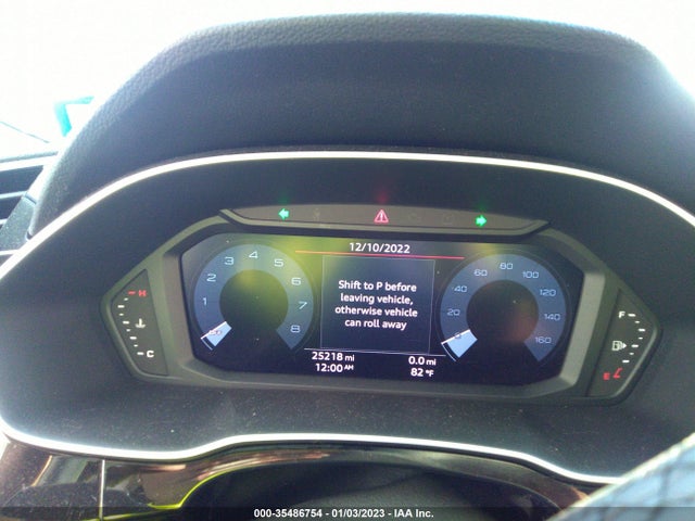WA1AUCF3XM1138022 Audi Q3 PREMIUM