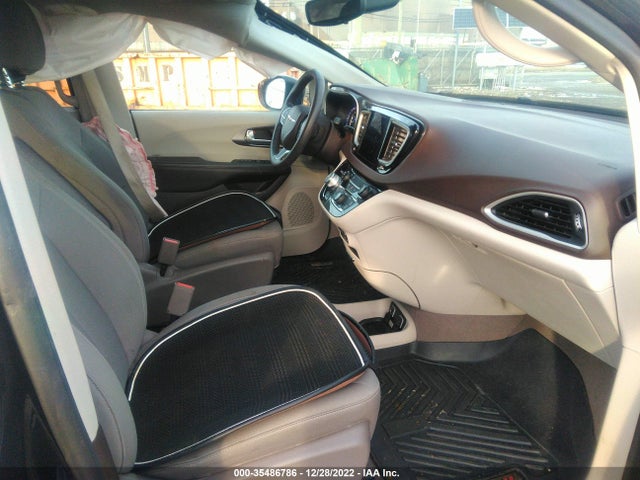 Chrysler Pacifica Touring 2017 2C4RC1DG5HR676750 Image 5