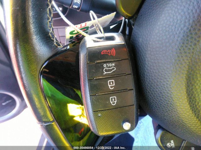 KNDJP3A52F7164474 KIA SOUL +