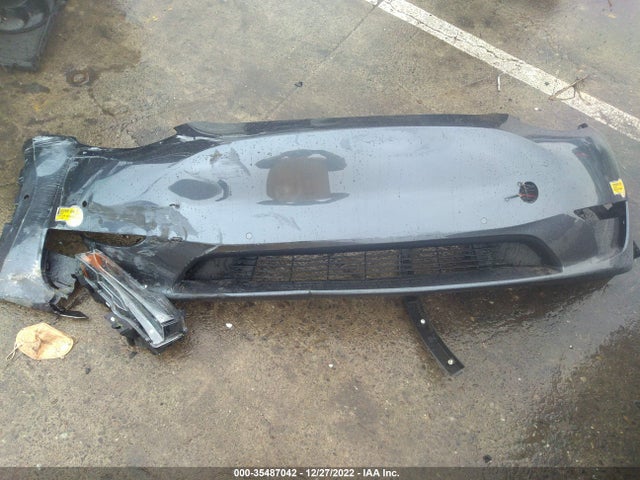 Tesla Model Y 2020 5YJYGDEF3LF020378 Image 4