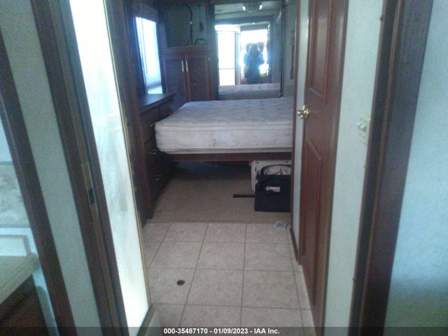 2005 FREIGHTLINER CHASSIS X LINE MOTOR HOME VIN: 4UZAAHDC75CU44806
