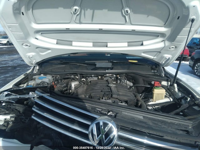 WVGEF9BP8GD011698 Volkswagen Touareg Lux