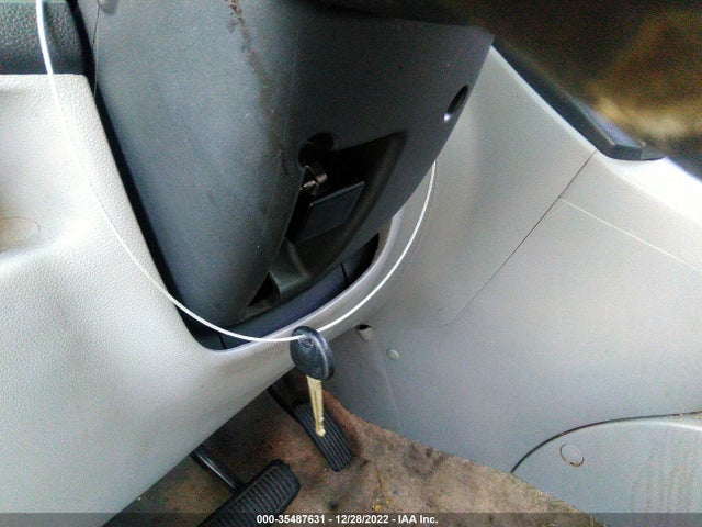 2007 KIA RONDO EX VIN: KNAFG526677072694