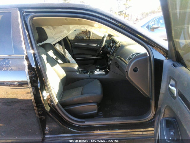 2C3CCAAG1KH704510 Chrysler 300