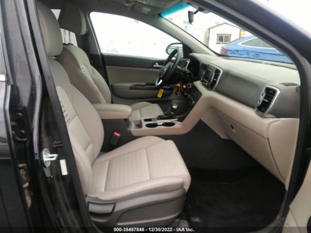 KNDPMCAC6H7246650 KIA Sportage Lx