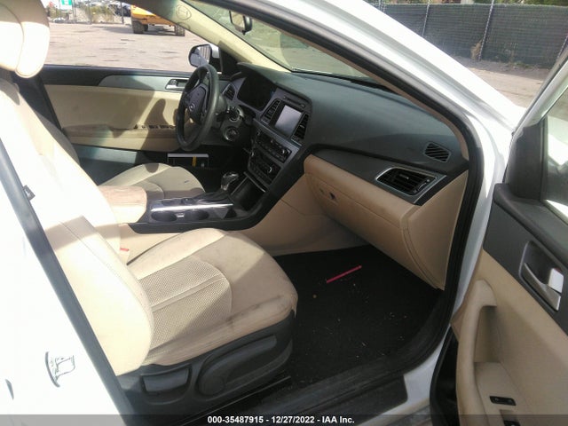 2017 HYUNDAI SONATA SE VIN: 5NPE24AF6HH581433