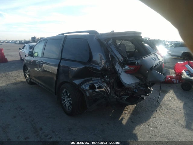 2019 Toyota Sienna, VIN: 5TDYZ3DC6KS977190