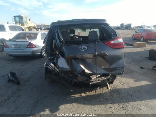 2019 Toyota Sienna, VIN: 5TDYZ3DC6KS977190
