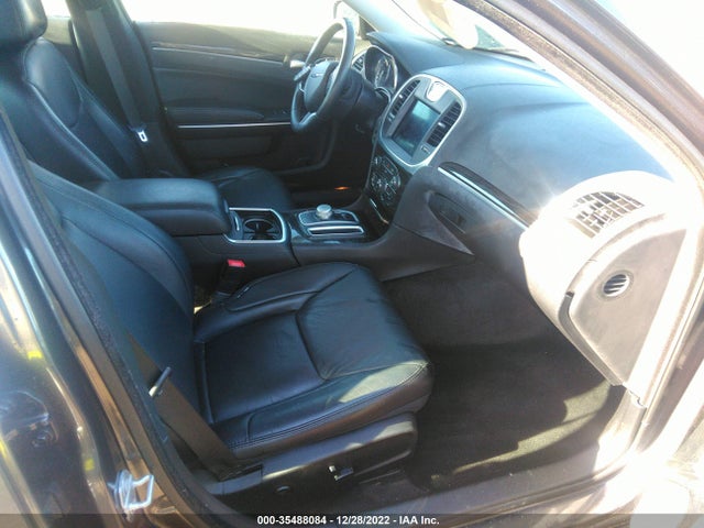 2017 Chrysler 300, VIN: 2C3CCAAG7HH647531