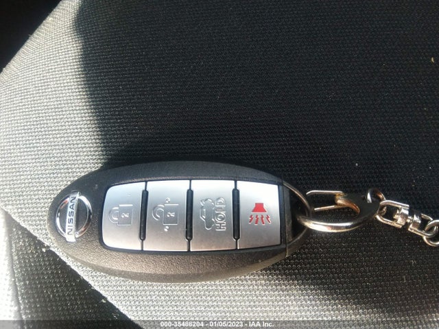 2020 Nissan Versa, VIN: 3N1CN8EVXLL864047