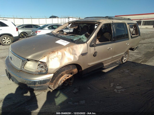 2000 FORD EXPEDITION XLT VIN: 1FMRU1563YLB38037