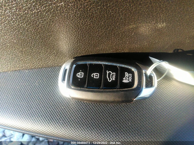 2019 Hyundai Veloster, VIN: KMHTH6AB9KU001535