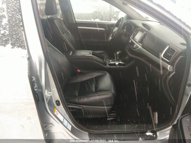 Toyota Highlander 2015 5TDJKRFH0FS113825 Image 6