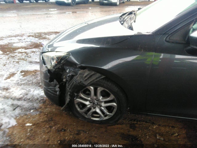 2017 Toyota Yaris, VIN: 3MYDLBYV7HY149481