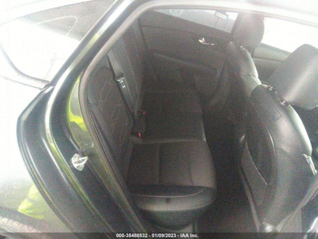 3KPF34AD2ME305197 KIA Forte Gt-line