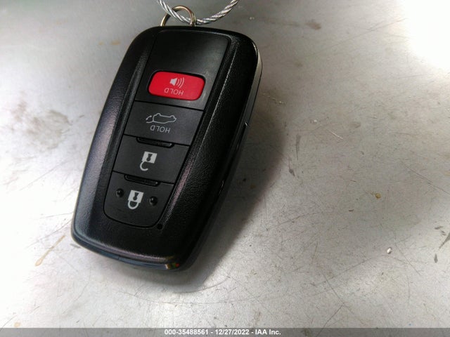 2020 Toyota RAV4, VIN: 2T3RWRFV4LW052633