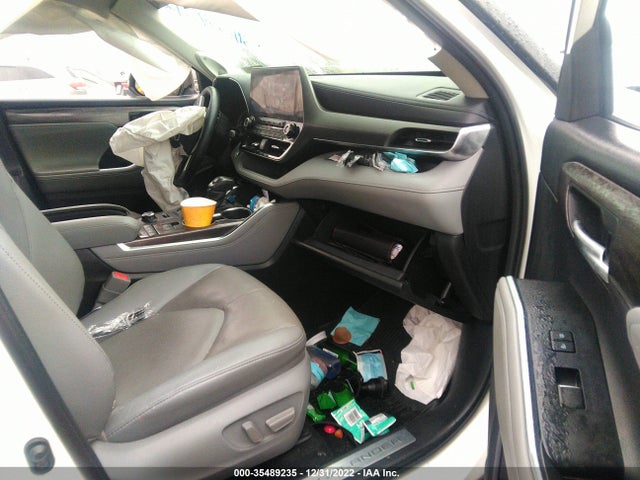 2022 Toyota Highlander, VIN: 5TDDZRBH2NS161209