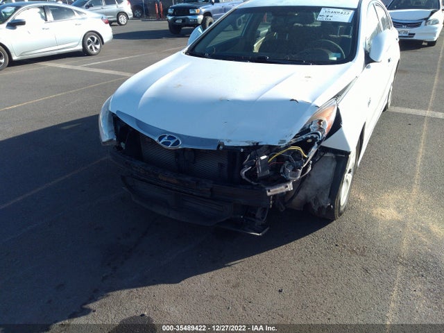 2015 HYUNDAI SONATA HYBRID VIN: KMHEC4A44FA133056