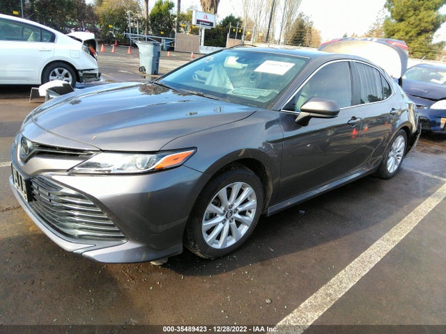Toyota CAMRY LE 2020 4T1C11AK4LU335092 Image 2