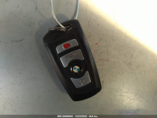 BMW 5 Series 528i 2015 WBA5A5C57FD513090 Image 3
