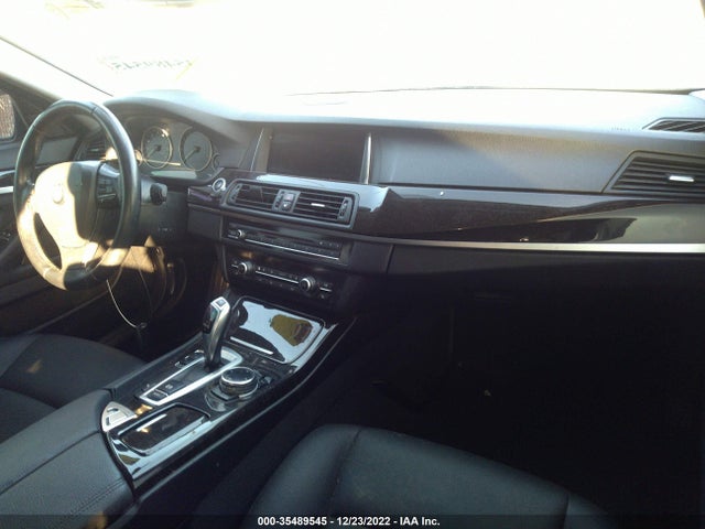 BMW 5 Series 528i 2015 WBA5A5C57FD513090 Image 9