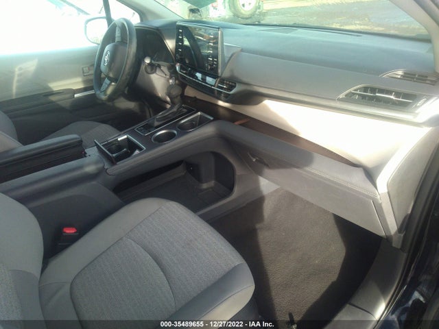 2022 Toyota Sienna, VIN: 5TDKRKECXNS101967