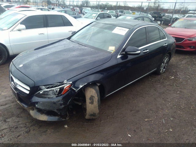 2015 Mercedes-Benz C-Class, VIN: 55SWF4KB8FU061197