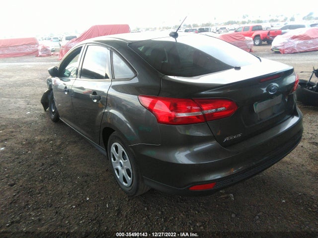 2018 Ford Focus, VIN: 1FADP3E23JL313266