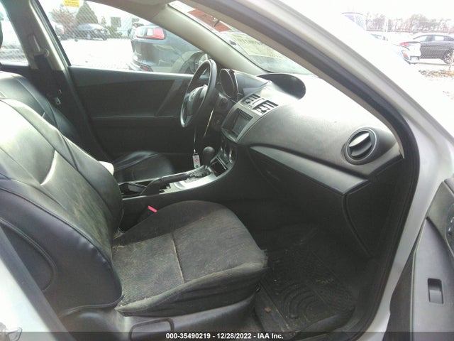 2011 MAZDA MAZDA3 I SPORT VIN: JM1BL1UG6B1356110