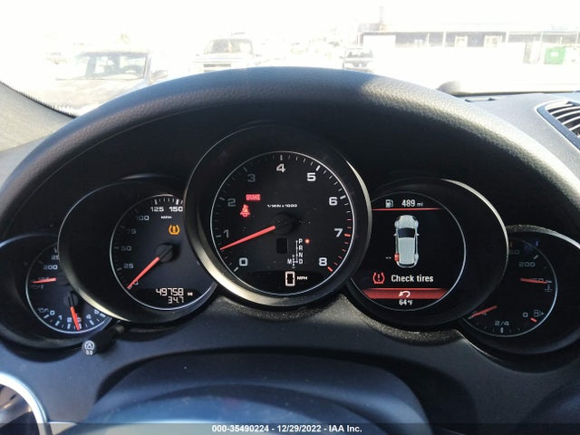2017 Porsche Cayenne, VIN: WP1AA2A23HKA85637