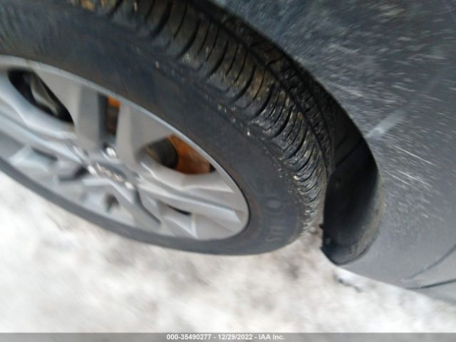 KNDEUCAAXM7068922 KIA SELTOS S