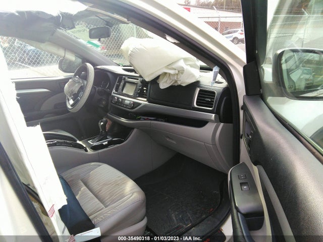 2015 Toyota Highlander, VIN: 5TDZKRFHXFS115679