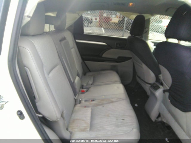 2015 Toyota Highlander, VIN: 5TDZKRFHXFS115679