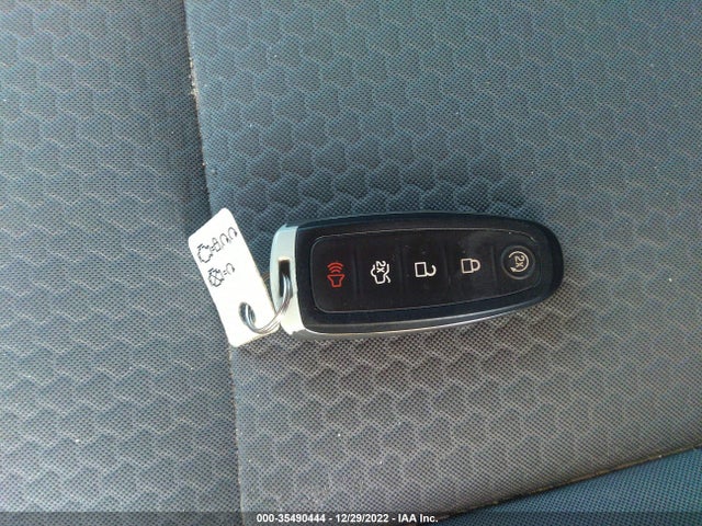 2019 Ford Escape, VIN: 1FMCU9GD1KUB18645