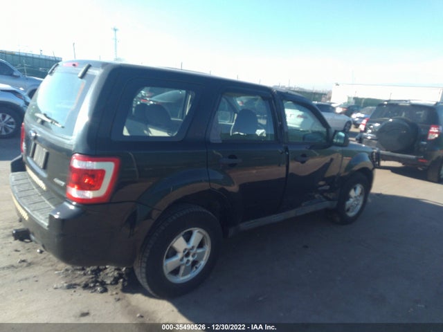 2008 FORD ESCAPE XLS VIN: 1FMCU92Z48KC22795
