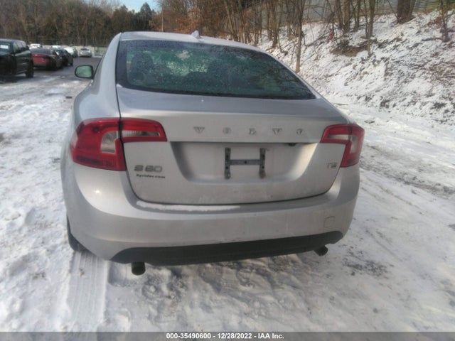 2012 VOLVO S60 T5 VIN: YV1622FS7C2055900