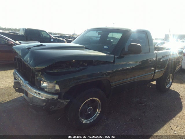 Dodge RAM 1500 2000 1B7HC16Y8YS561592 Image 2