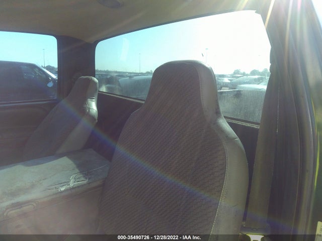 Dodge RAM 1500 2000 1B7HC16Y8YS561592 Image 10