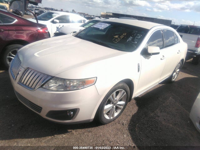 Lincoln MKS 2009 1LNHM93R79G611763 Image 2