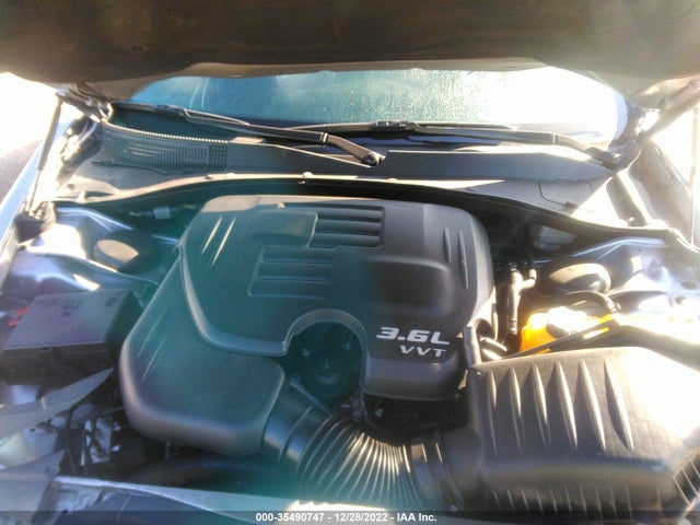 Chrysler 300 2014 2C3CCABG7EH337082 Image 10