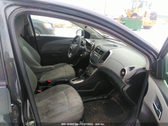 Chevrolet SONIC LS 2014 1G1JA5SH1E4221939 Image 6