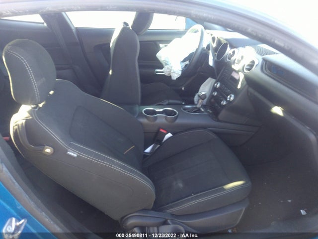 2020 Ford Mustang, VIN: 1FA6P8TH7L5121563