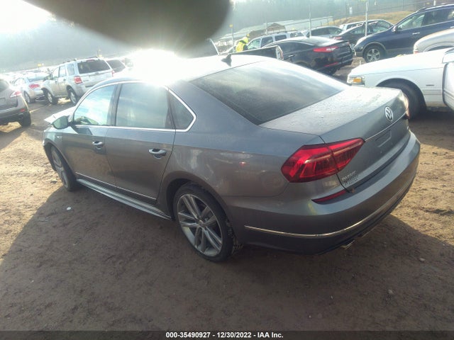 2017 Volkswagen Passat, VIN: 1VWDT7A32HC073338
