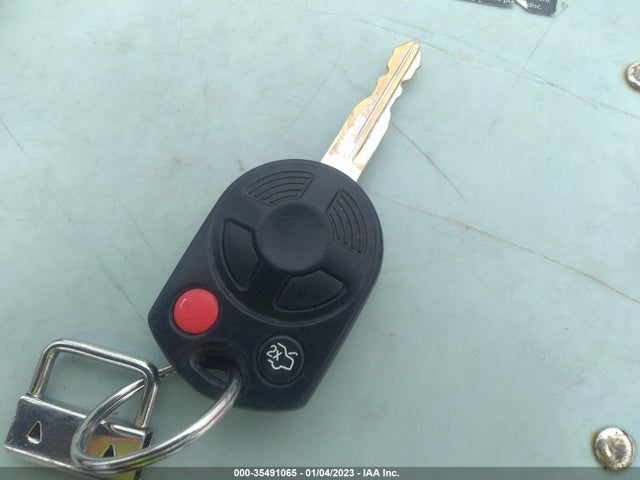 2008 FORD ESCAPE XLT VIN: 1FMCU03Z58KA73310