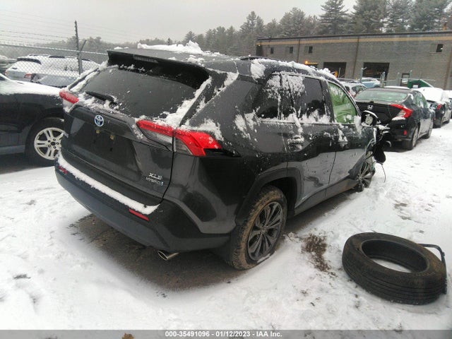 2022 Toyota RAV4, VIN: JTMB6RFV8ND047825