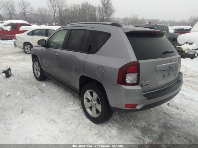 1C4NJDBB2GD565832 Jeep Compass Sport