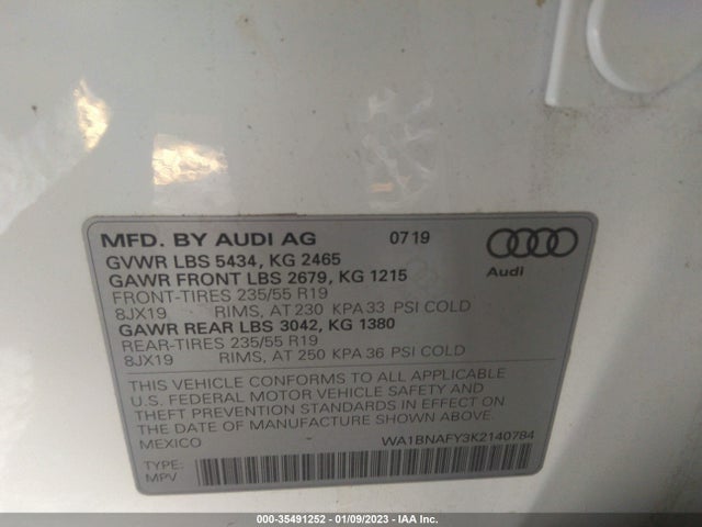 WA1BNAFY3K2140784 Audi Q5 Premium Plus