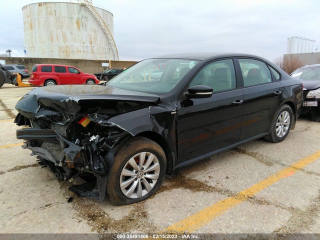 1VWAT7A34FC052197 Volkswagen Passat 1.8t Wolfsburg Ed