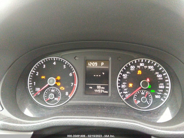 1VWAT7A34FC052197 Volkswagen Passat 1.8t Wolfsburg Ed
